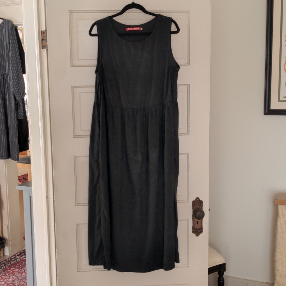 Pyne and Smith No. 17 (modified) XL linen dress